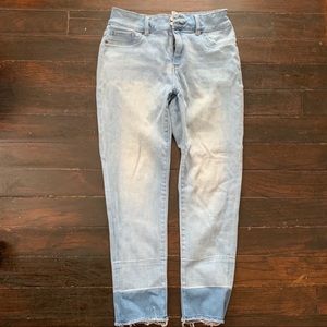 NEW YORK & CO Light Wash Jeans with Dark Hem 12